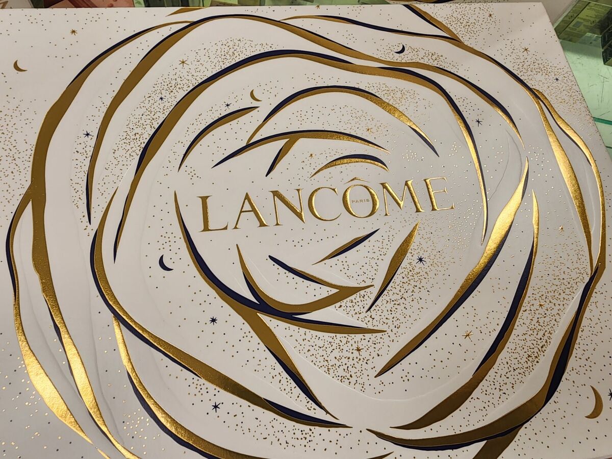 Lancome Beauty Box. Lancome Holiday Gift Set. Lancome Holiday Set 2023.