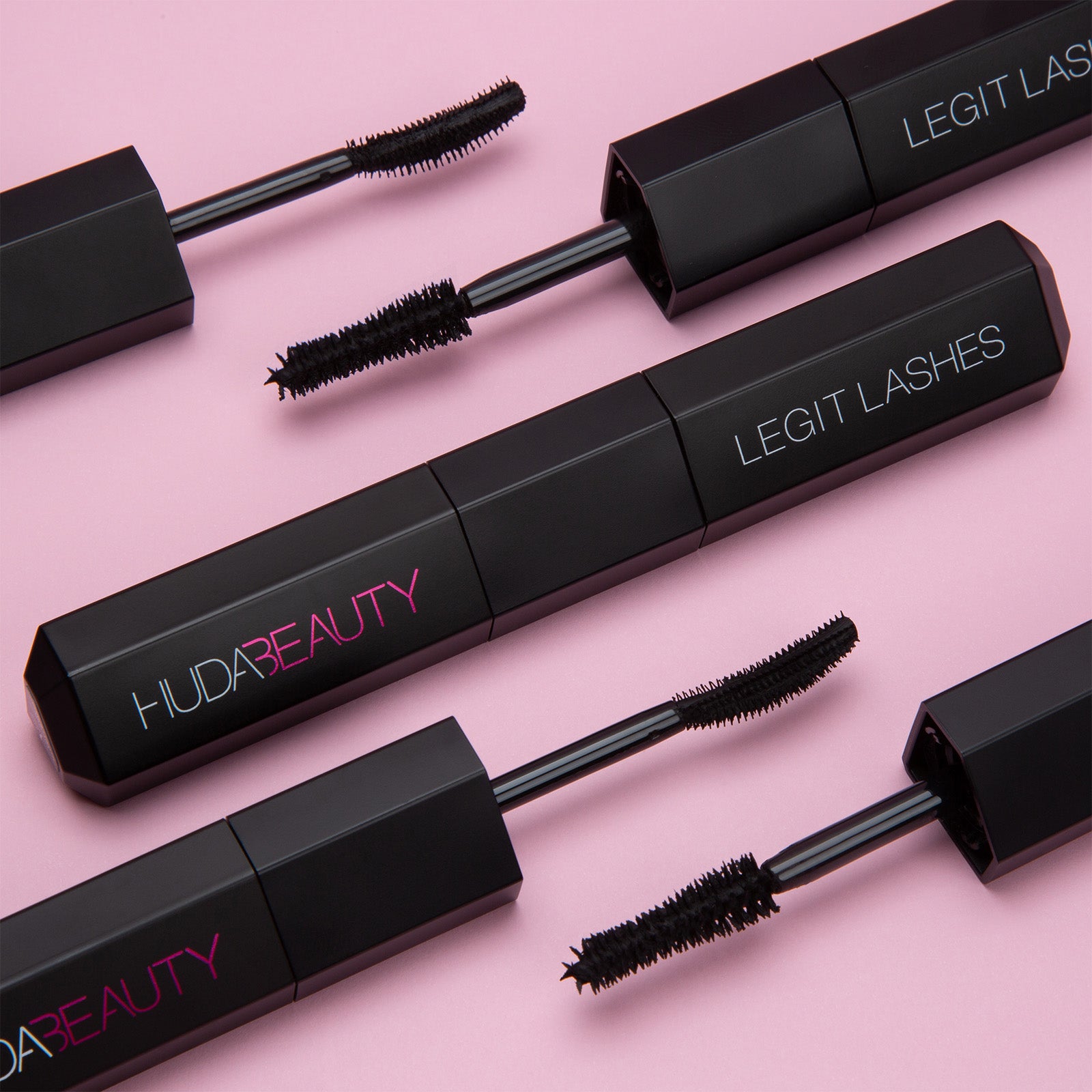 Huda Beauty Legit Lashes Volumizing and Lengthening Mascara