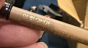 Estee Lauder . . Brow NowBrow Defining Pencil.Unique gel pencil fills, shapes and defines brows.